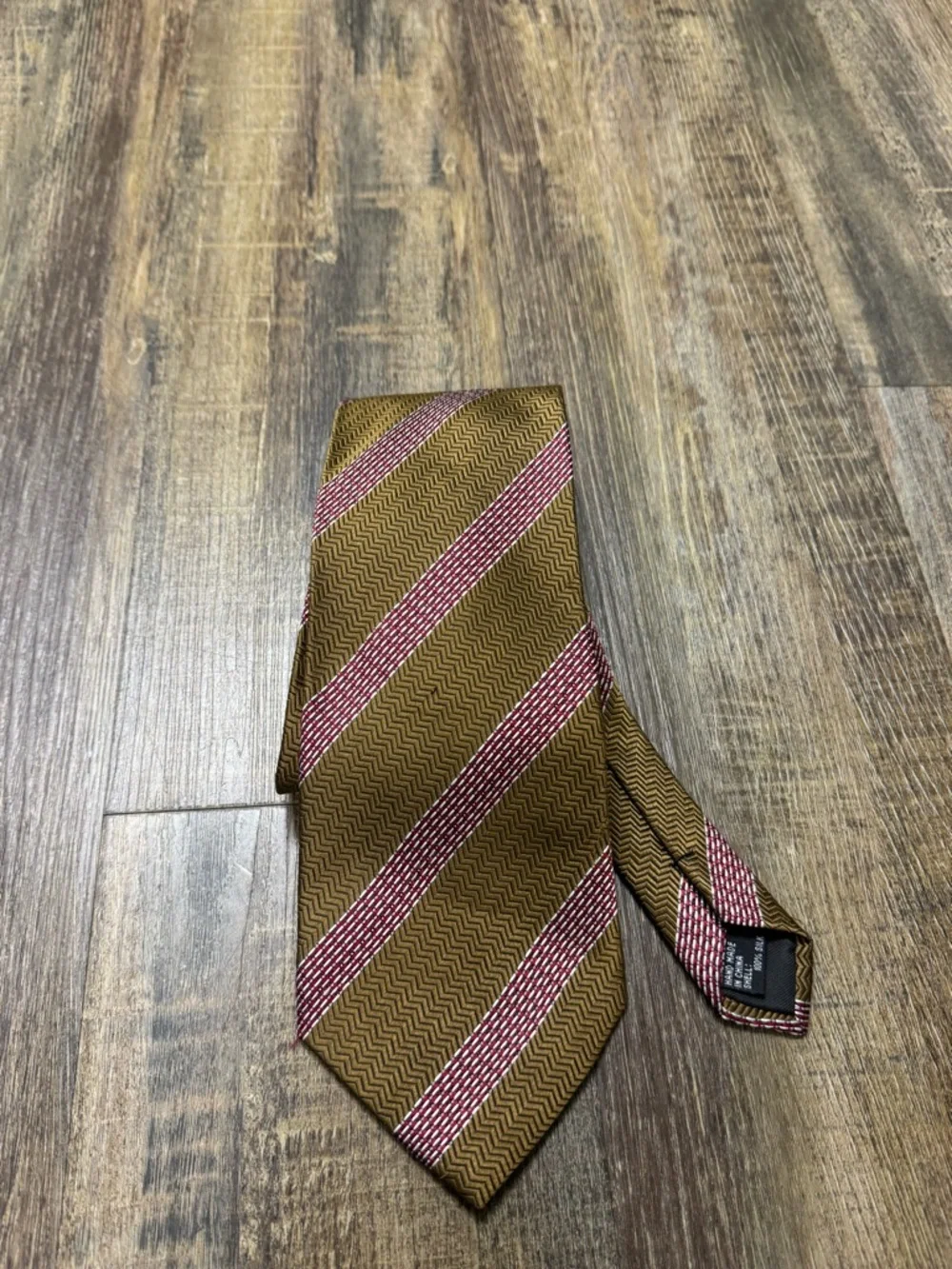 Soprano’s Brown‎ & Pink Striped Men’s Silk Tie